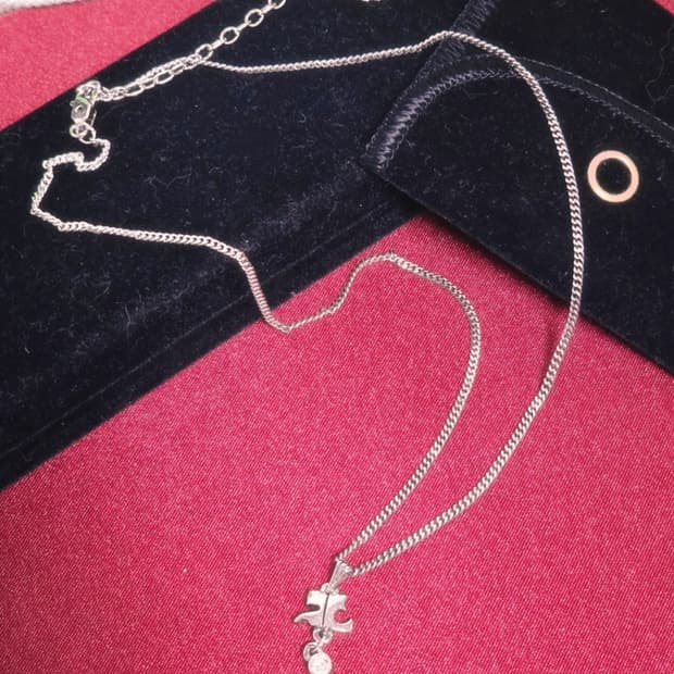 실버 쿠레쥬 목걸이 화이트큐빅