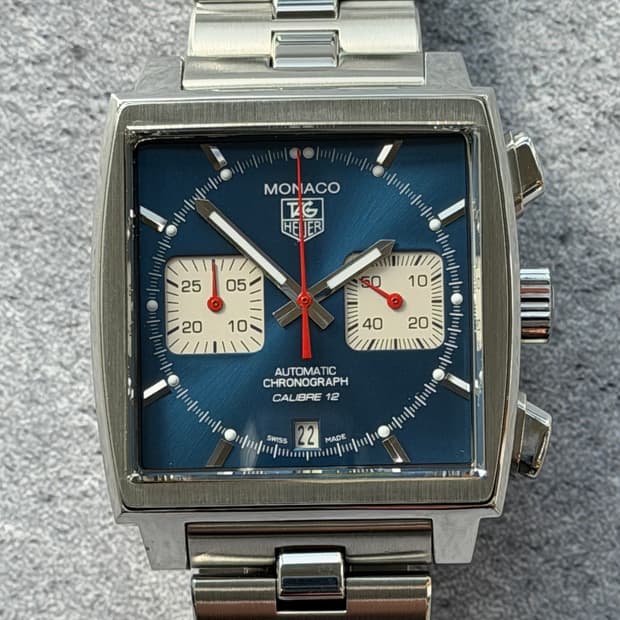 태그호이어 모나코 청판 CAW2111 시계 판매합니다.