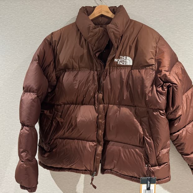노스페이스 눕시 다크오크 판매합니다