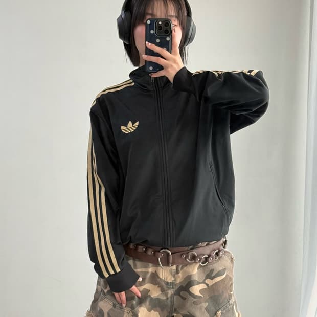 아디다스 블랙 골드 구파 져지