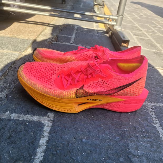 나이키 줌 베이퍼플라이 넥스트3 하이퍼핑크 280 