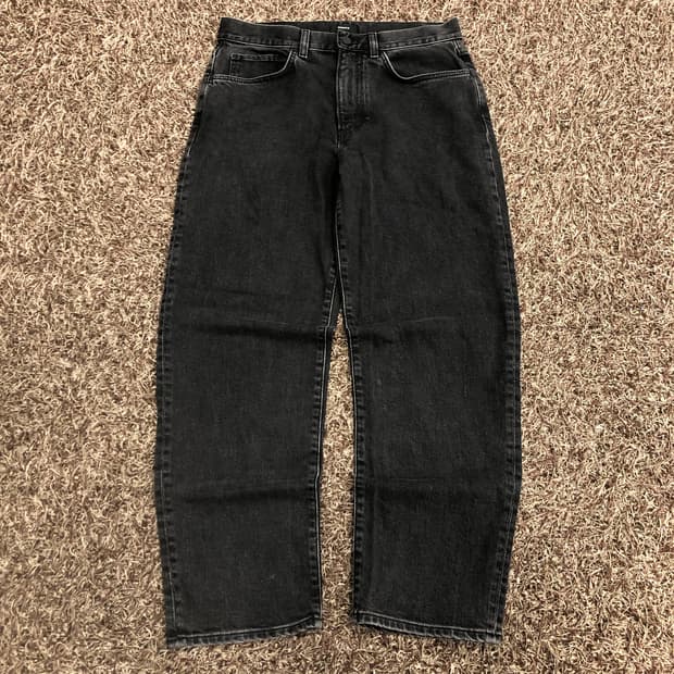 띠어리 블랙 데님 팬츠