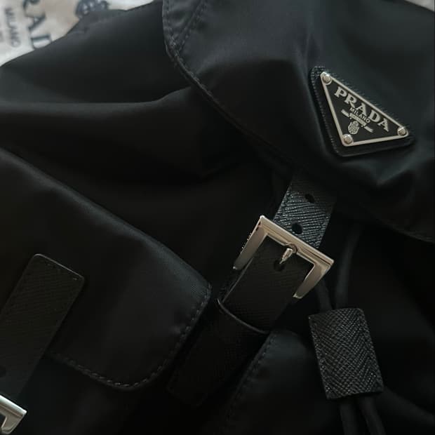 프라다 나일론 백팩 스몰 최신정품