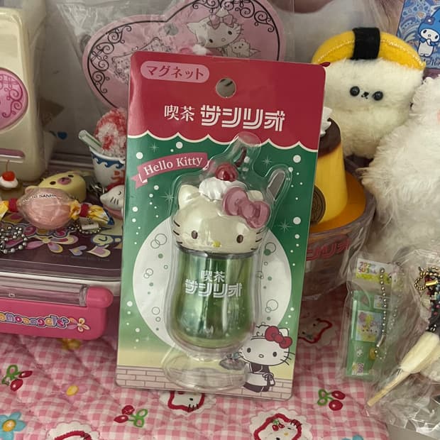 메론소다 산리오 킷사 카페 디저트 크림소다 키티 마그넷 피규어