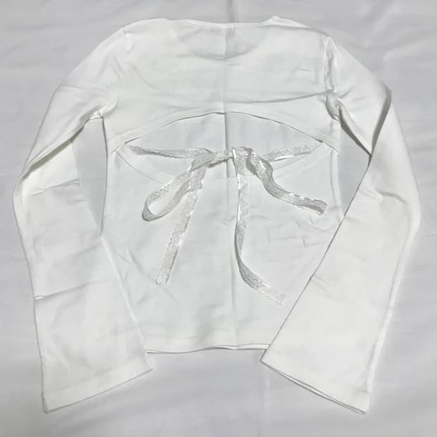 [새상품] 벨리아르 백리스 롱슬리브