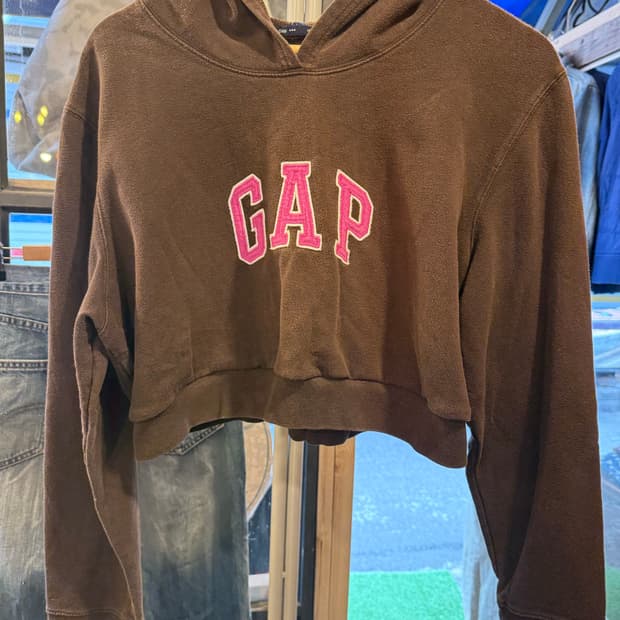 갭 초코 크롭 후드티
