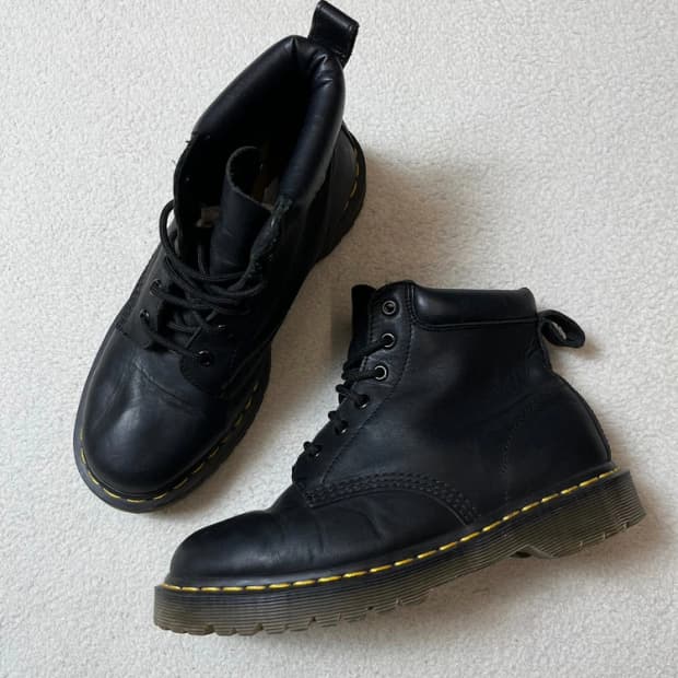닥터마틴 939 가죽 레이스업 워커 A1882