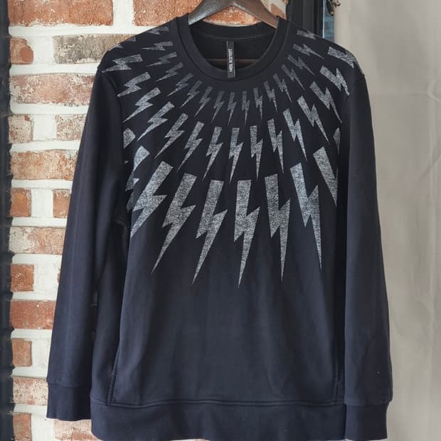 Neil Barrett 썬더볼트 페어아일 맨투맨 XL 