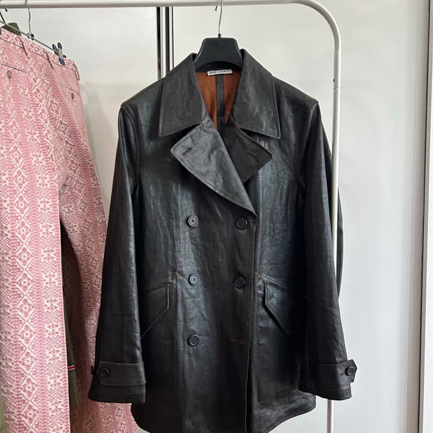 아워레가시 머드 다이드 부타 코트