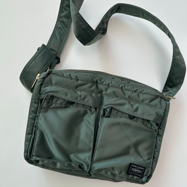 포터 탱커 숄더백 세비지그린 세재품