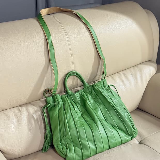 real leather green pleats detail bag