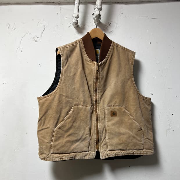 칼하트 V02 BRN 샌드스톤 덕 베스트