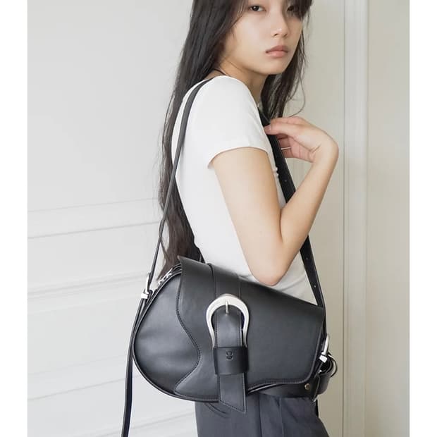 이우가마카라스 H-Buckle Holster Bag