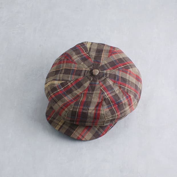 Beams Boy _ check linen newsboy cap