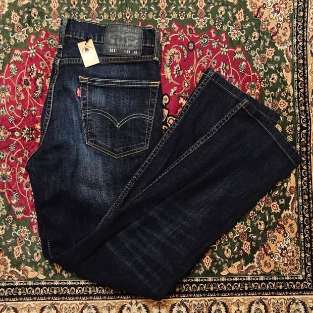 Levi’s 511 Slim Fit Denim (W33×L32)