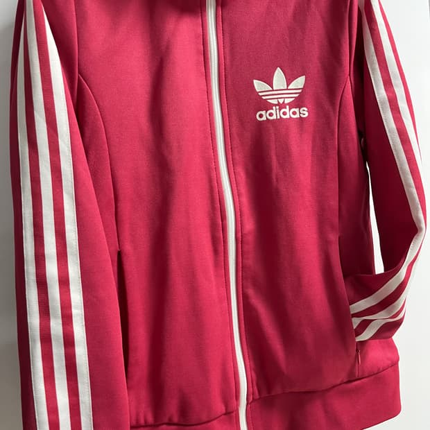 아디다스 유로파 핑크 져지 90 판매합니다