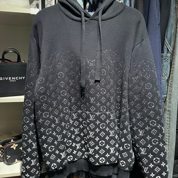 루이비통 그라디언트 후드티 XL 