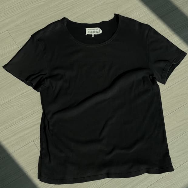 마르지엘라 반팔