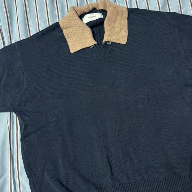 웨이비니스 반팔 니트