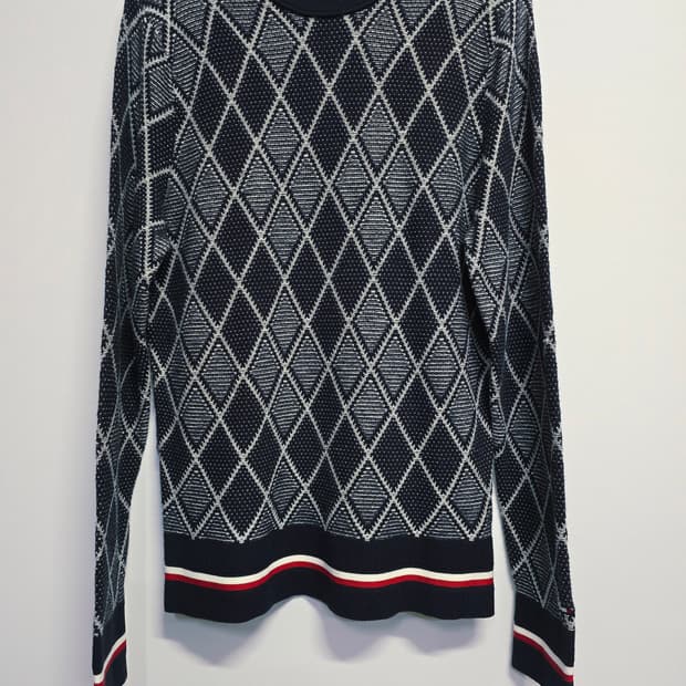 타미힐피거 다이아몬드 패턴 긴팔 니트