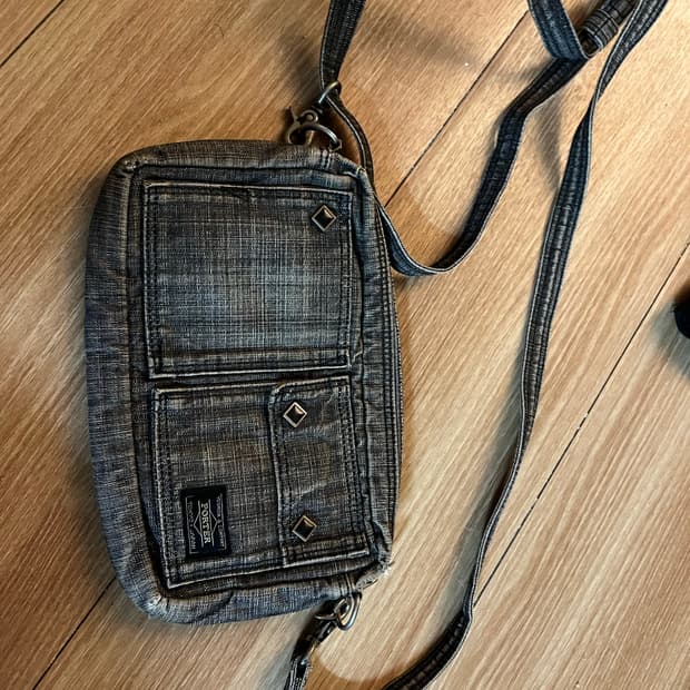 요시다포터 크로스백