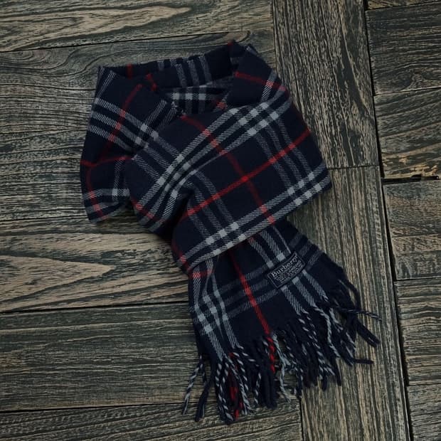 [BURBERRY] 버버리 체크 램스 울 머플러 네이비 P01155