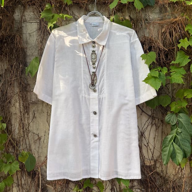 Antique Pendant Linen Shirt 0092
