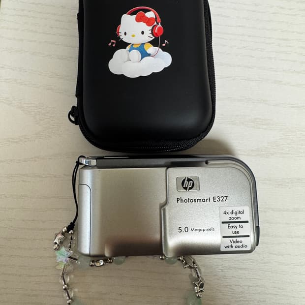 HP포토스마트(Photosmart) E327 디지털 카메라 판매합니다