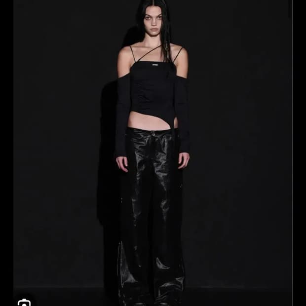 보헤미안서울 오블리크 아일렛 지퍼 팬츠 레더 코팅 oblique 보헴서