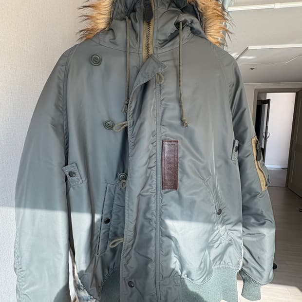 준야와타나베 니트 n2b xs