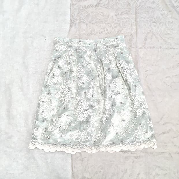 라이트그린 플라워 레이스 새틴 스커트