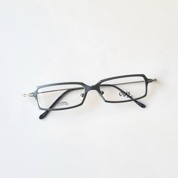 데드스탁 긱시크 초경량 알루미늄 무광 안경테  1411