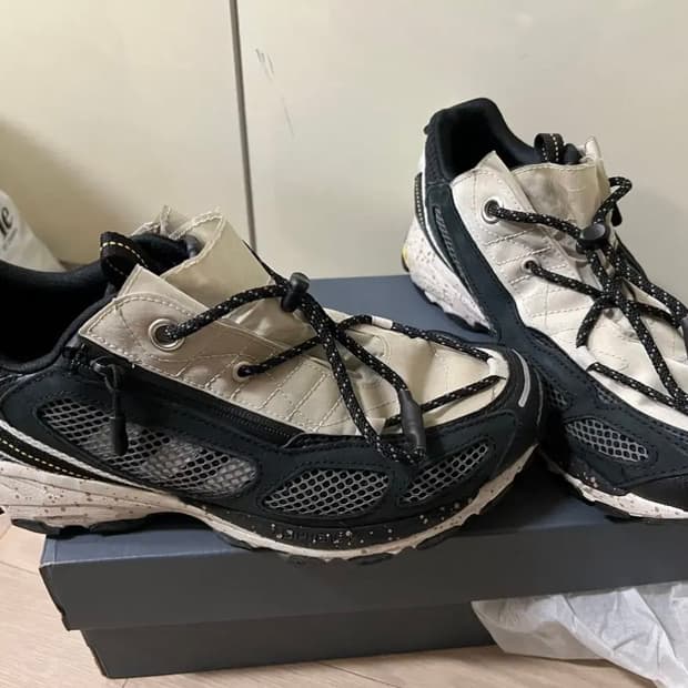 265 아디다스 쉐도우터프 코어 블랙실버 메탈릭