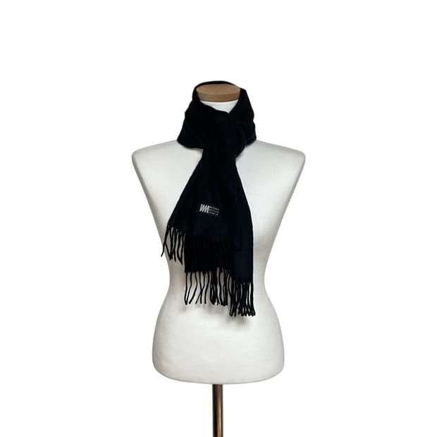 이세이 미야케 블랙 머플러