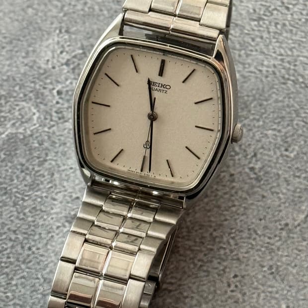 세이코 Seiko 쿼츠 클래식 심볼 스퀘어