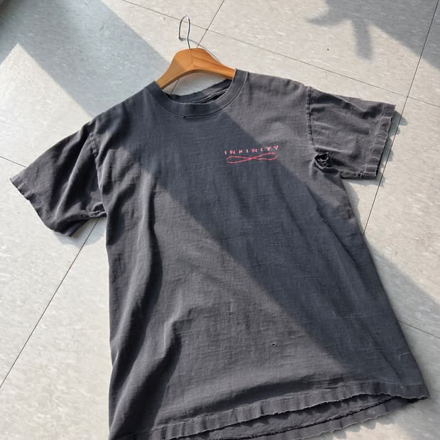 90s Infinity nebula 밴드티