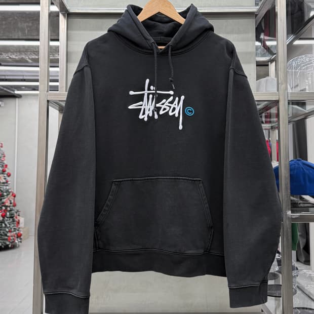 스투시 인터내셔널 C로고 스웻 후디 블랙