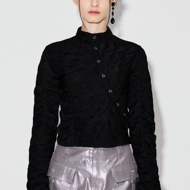 (새상품) 데비어퍼 셔링 탑 블랙 OS