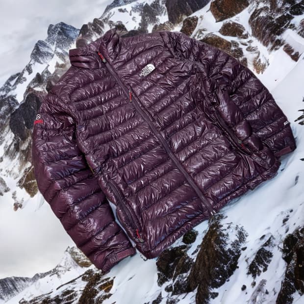 노스페이스 퍼텍스 퀀텀 초경량패딩 (L-XL) 퍼플