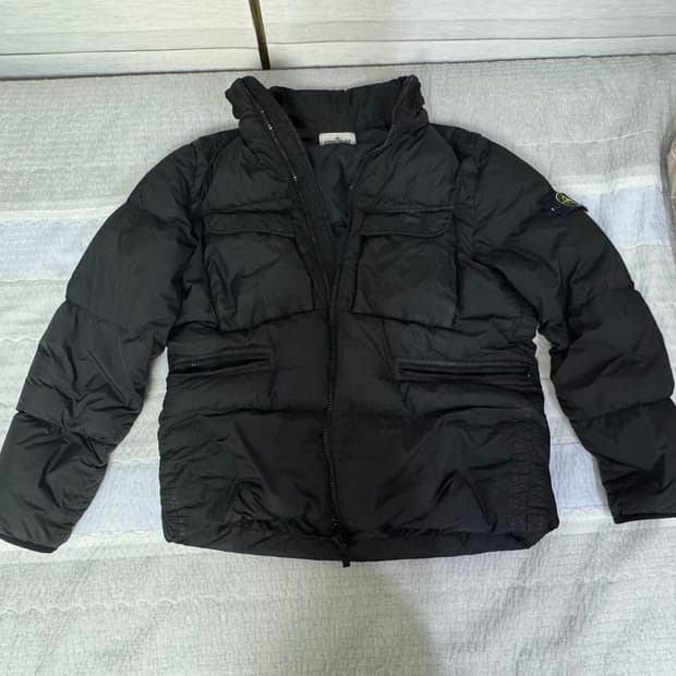 (L,105)스톤아일랜드 22fw 클링클랩스 패딩