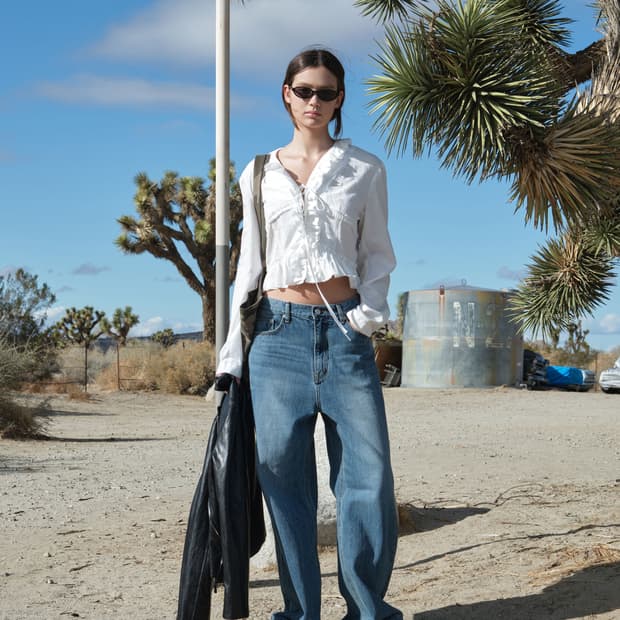 로우클래식 RAW EDGED RUFFLE BLOUSE