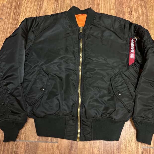 M 알파인더스트리 ma-1 블랙