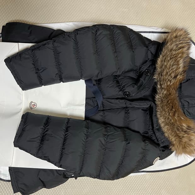 몽클레어 클루니 6 size 리얼퍼