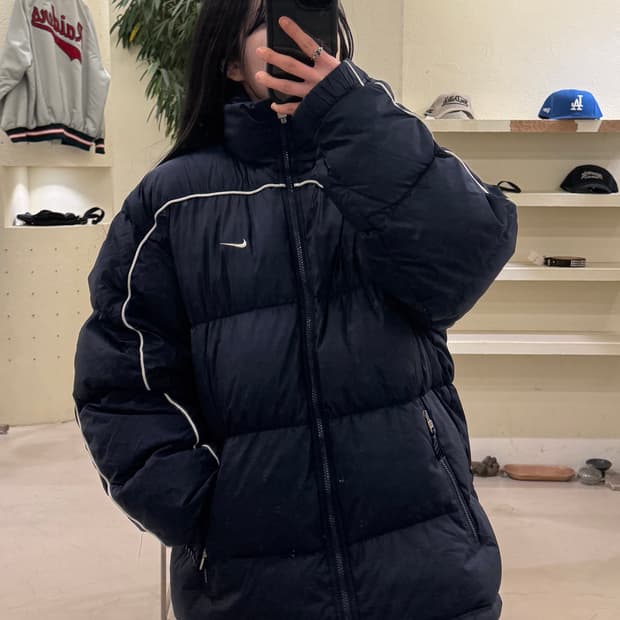나이키 00s 올드스쿨 덕다운 네이비 패딩 U94