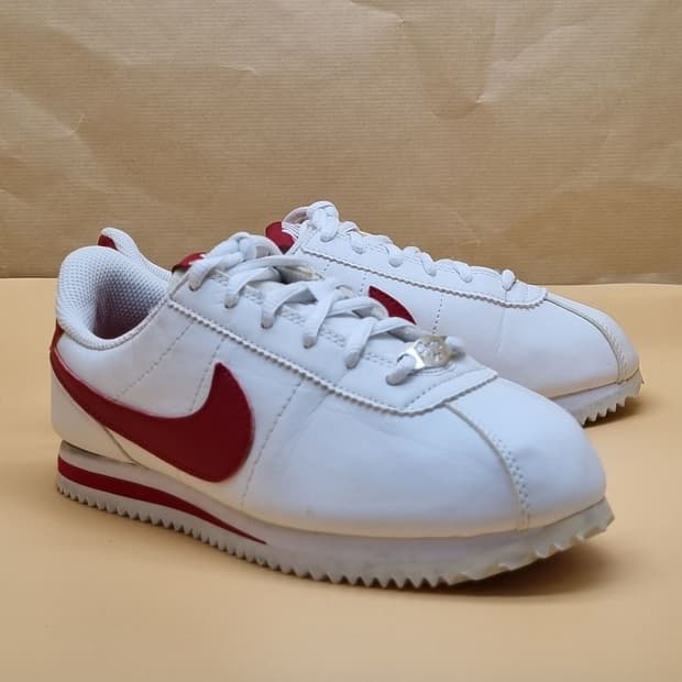 나이키 코르테즈 흰빨 여성운동화230.