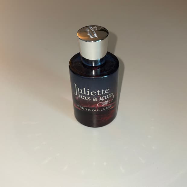 줄리엣 해즈 어 건 오드 투 덜니스 EDP 50ml