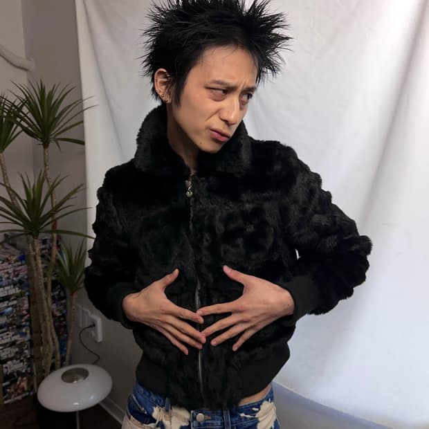 Tommy Girl 크롭 퍼 자켓