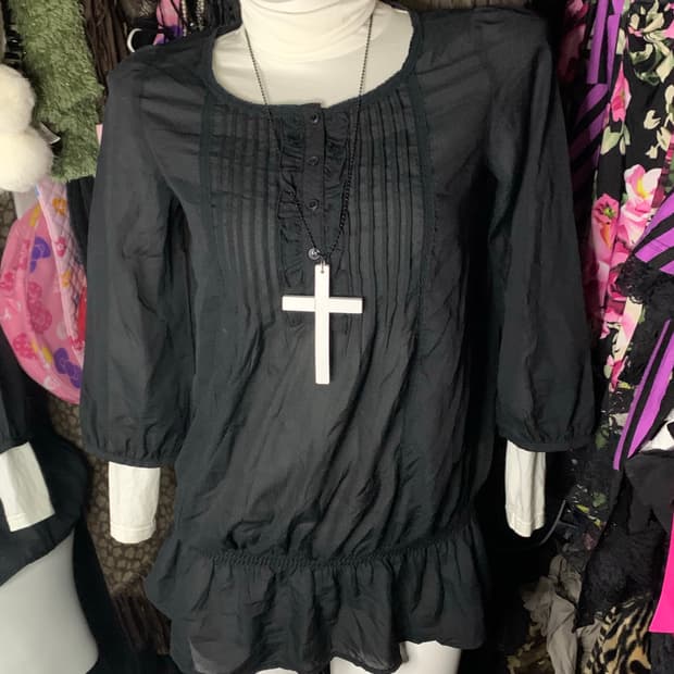 무채색 모리 캉캉 블랙 레이스 블라우스