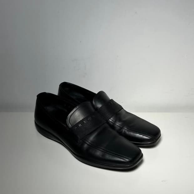 프라다 스포츠 로퍼