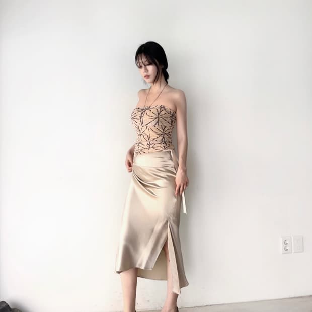 Pine needle tube top / beige